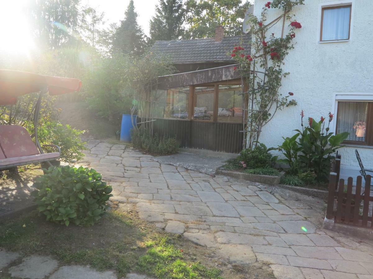Ferienwohnung Kuehnel Pfaffendorf エクステリア 写真